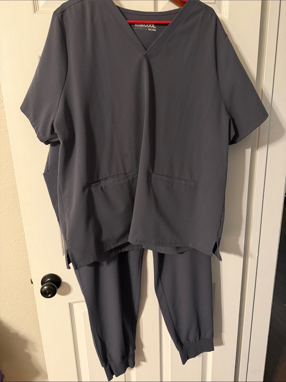 32 Degrees Women's Gray Scrub Set